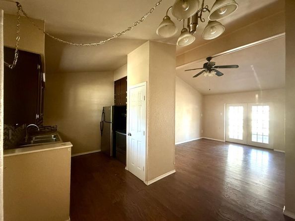 4237  Upland Way , Garland Texas 75042