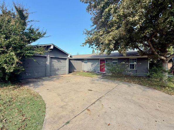 4237  Upland Way , Garland Texas 75042