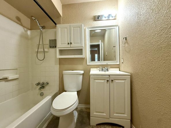 4237  Upland Way , Garland Texas 75042