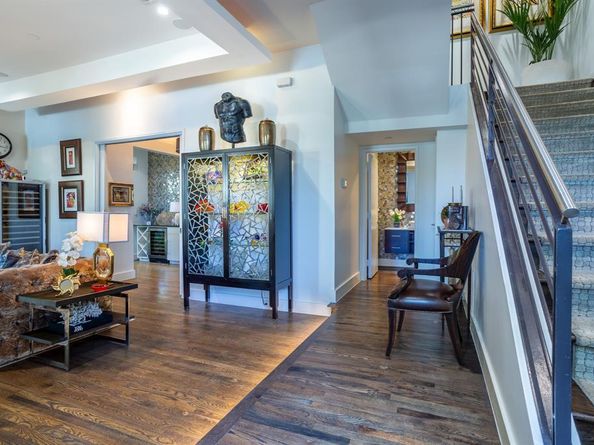 2630  WELBORN Street , Dallas Texas 75219