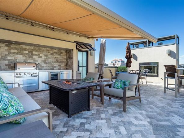 2630  WELBORN Street , Dallas Texas 75219