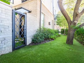 2630  WELBORN Street , Dallas Texas 75219