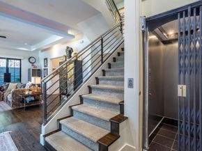 2630  WELBORN Street , Dallas Texas 75219