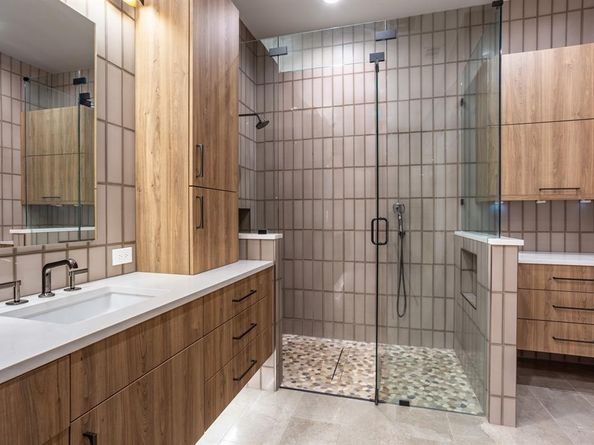 2630  WELBORN Street , Dallas Texas 75219