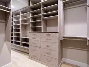 2630  WELBORN Street , Dallas Texas 75219