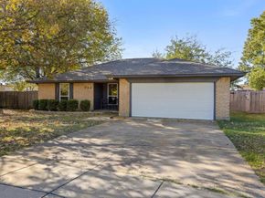 732  Kensington Lane , Mansfield Texas 76063