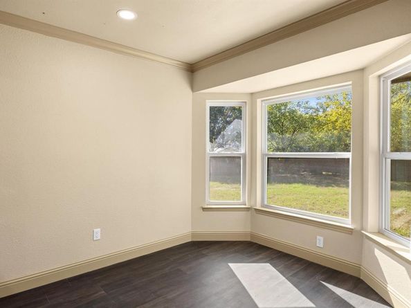 732  Kensington Lane , Mansfield Texas 76063