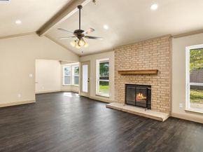 732  Kensington Lane , Mansfield Texas 76063