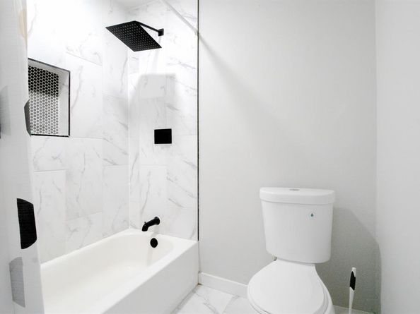 4030  Random Circle , Garland Texas 75043