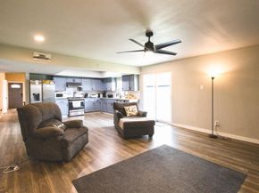 4030  Random Circle , Garland Texas 75043