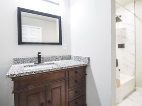 4030  Random Circle , Garland Texas 75043