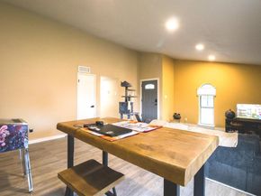 4030  Random Circle , Garland Texas 75043