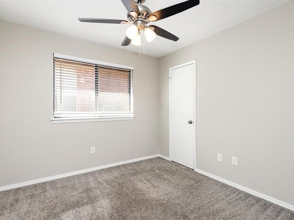 5905  Sterling Green Trail , Arlington Texas 76017