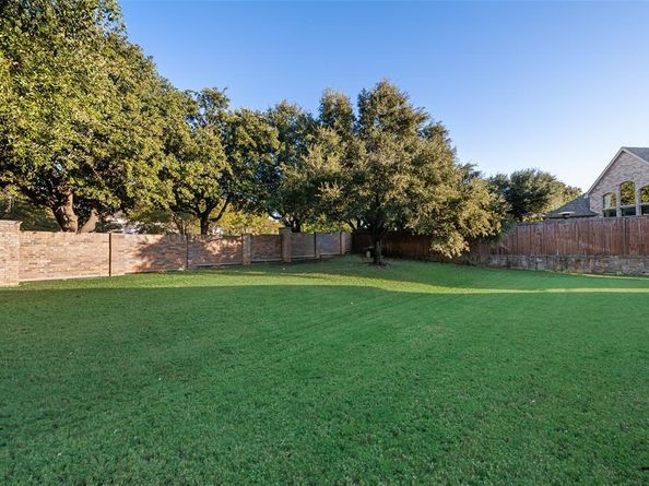 3904  Edna Valley Court , Flower Mound Texas 75022