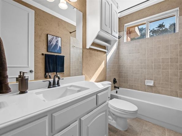 3904  Edna Valley Court , Flower Mound Texas 75022