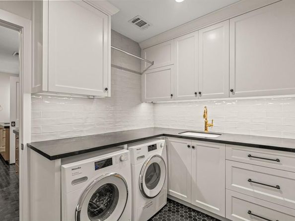 3913  Hamilton Avenue , Fort Worth Texas 76107