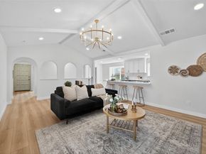 8411  Cadenza Lane , Dallas Texas 75228