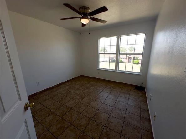 3613  COTTON CREEK Lane , Fort Worth Texas 76123