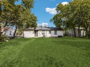 2646  Larry Drive , Dallas Texas 75228