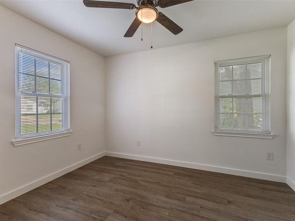 2646  Larry Drive , Dallas Texas 75228