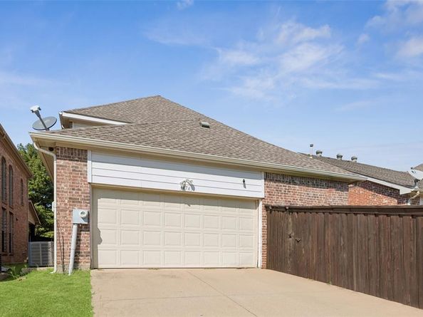 1474  Cambridge Drive , Lewisville Texas 75077