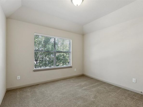 1474  Cambridge Drive , Lewisville Texas 75077