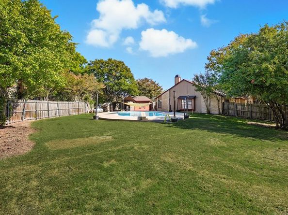 9101  Denver Street , Rowlett Texas 75088