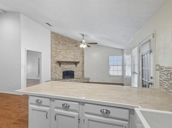 9101  Denver Street , Rowlett Texas 75088