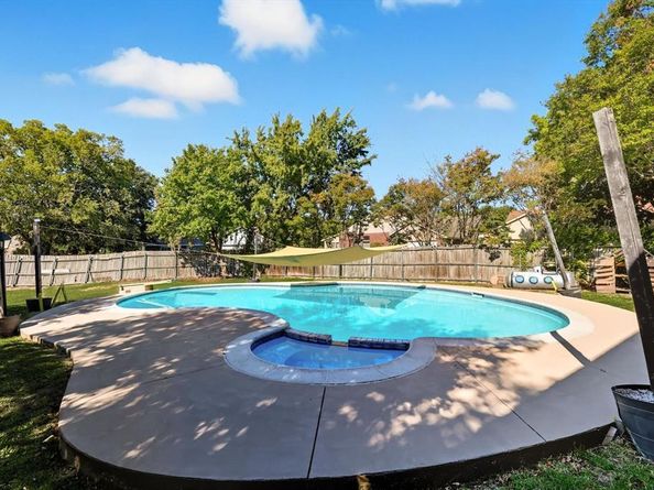 9101  Denver Street , Rowlett Texas 75088