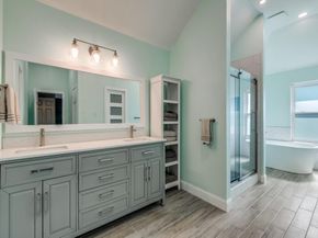 1100  Heather Lane , Carrollton Texas 75010