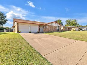 2317  Parkside Drive , Grand Prairie Texas 75052