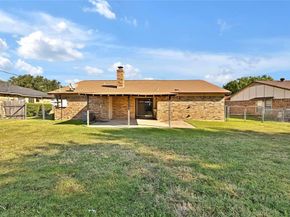 2317  Parkside Drive , Grand Prairie Texas 75052