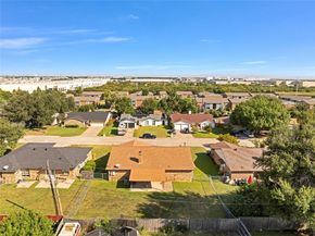 2317  Parkside Drive , Grand Prairie Texas 75052