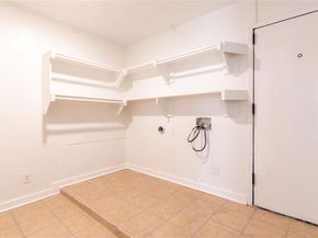 2515  North Parkway , Mesquite Texas 75149