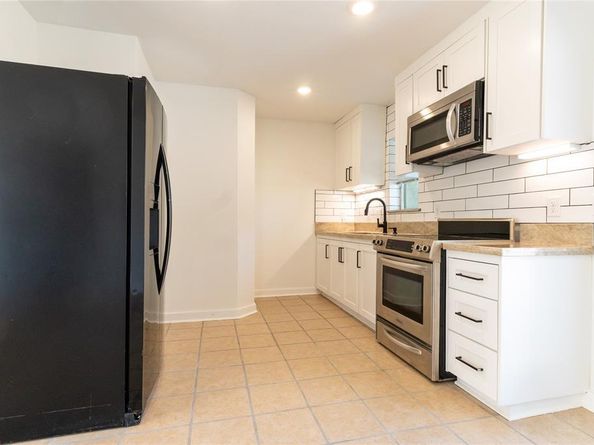 2515  North Parkway , Mesquite Texas 75149