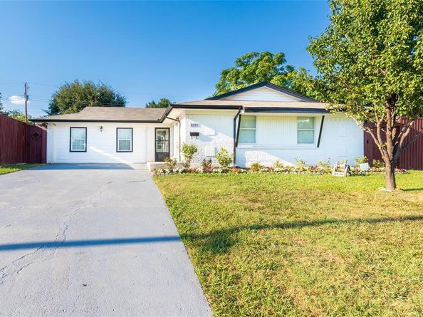 2515  North Parkway , Mesquite Texas 75149