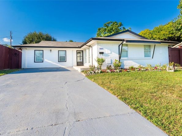 2515  North Parkway , Mesquite Texas 75149