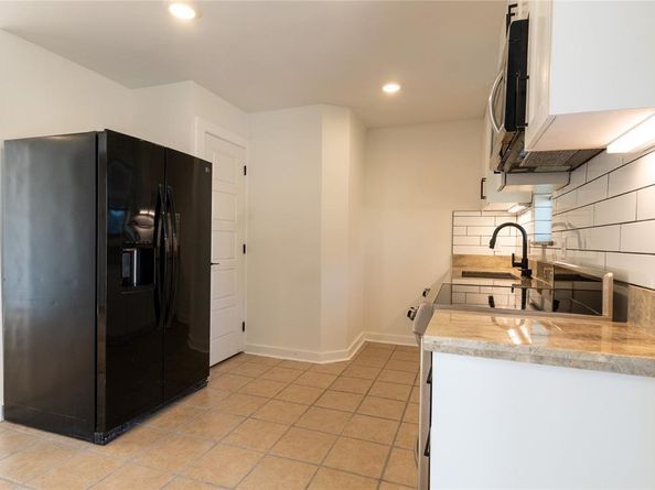 2515  North Parkway , Mesquite Texas 75149