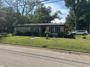 1225  Coit Street , Denton Texas 76201