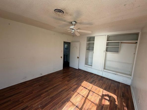 1225  Coit Street , Denton Texas 76201