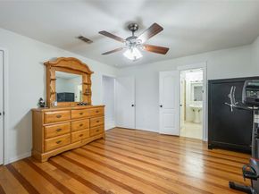 5017  Boulder Lake Road , Fort Worth Texas 76103