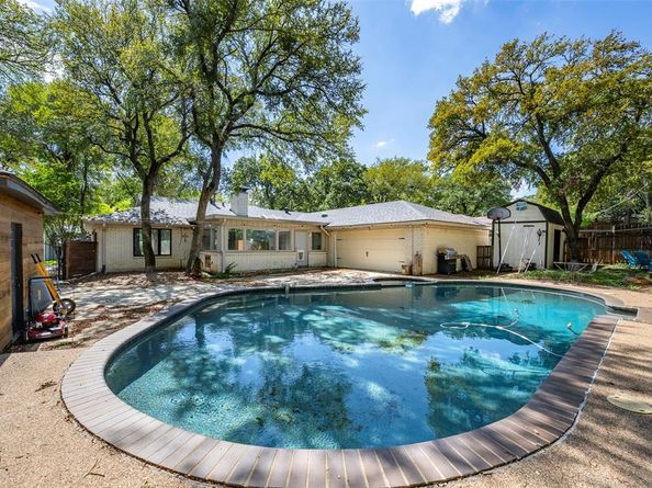 5017  Boulder Lake Road , Fort Worth Texas 76103