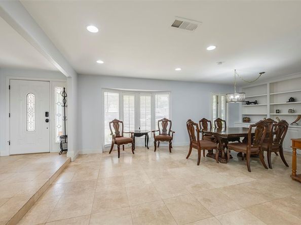 5017  Boulder Lake Road , Fort Worth Texas 76103