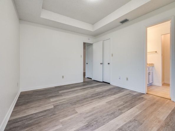 917  Westover Drive , Lancaster Texas 75134