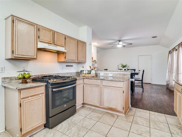 4202  Crystal Lane , Garland Texas 75043