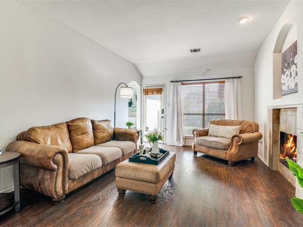 4202  Crystal Lane , Garland Texas 75043