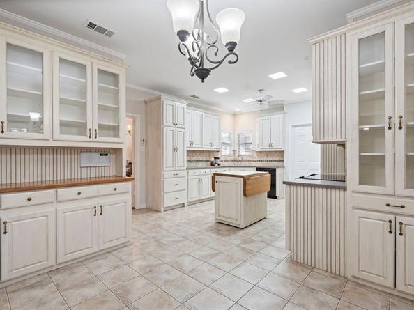 7201  Briarnoll Drive , Dallas Texas 75252