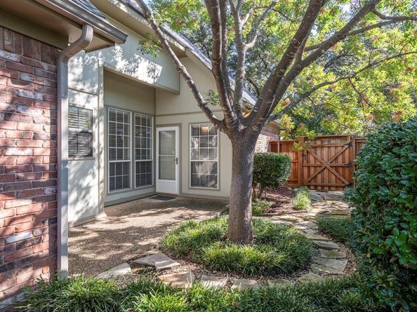7201  Briarnoll Drive , Dallas Texas 75252