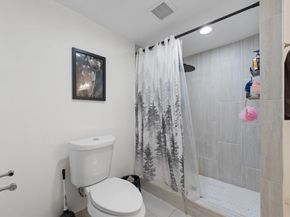 4133  6th Avenue , Fort Worth Texas 76115