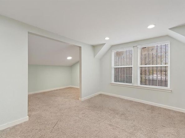 4133  6th Avenue , Fort Worth Texas 76115